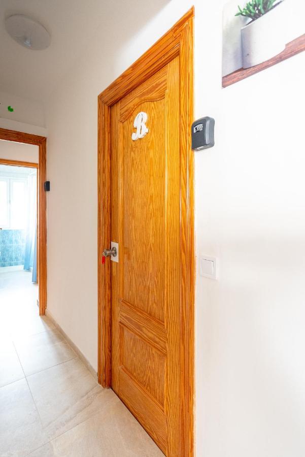 Rooms Breeze & Sun Malaga Exterior photo